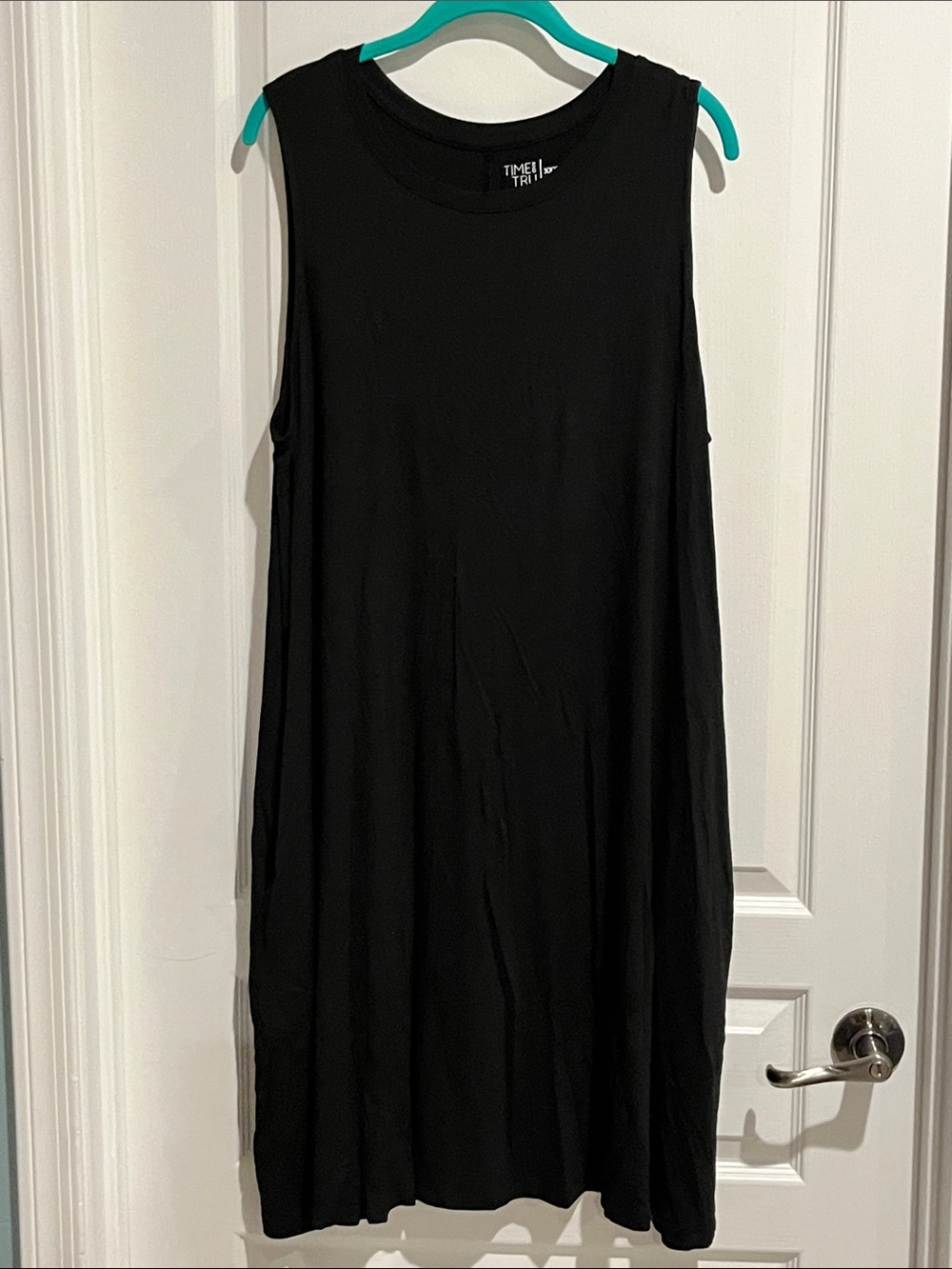 Time and Tru Black Sleeveless Midi Dress 🪻